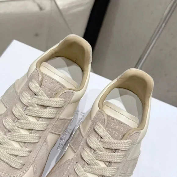 MM6 Maison Martin Margiela Beige and Cream Sneakers - Picture 8 of 9